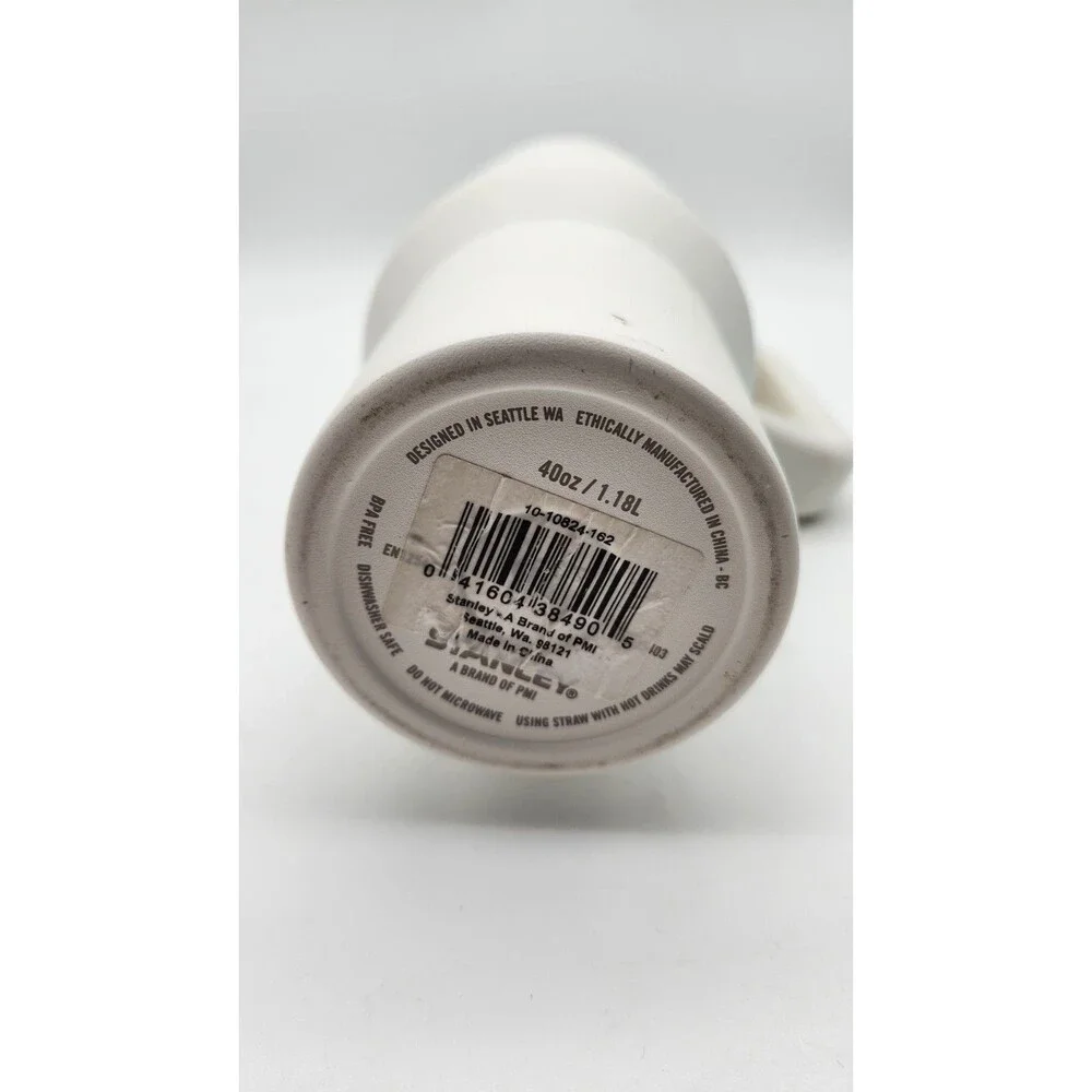 Stanley The Quencher H2.0 FlowState Tumbler 40oz/1.18L White w/ Lid & Straw - Picture 7 of 9